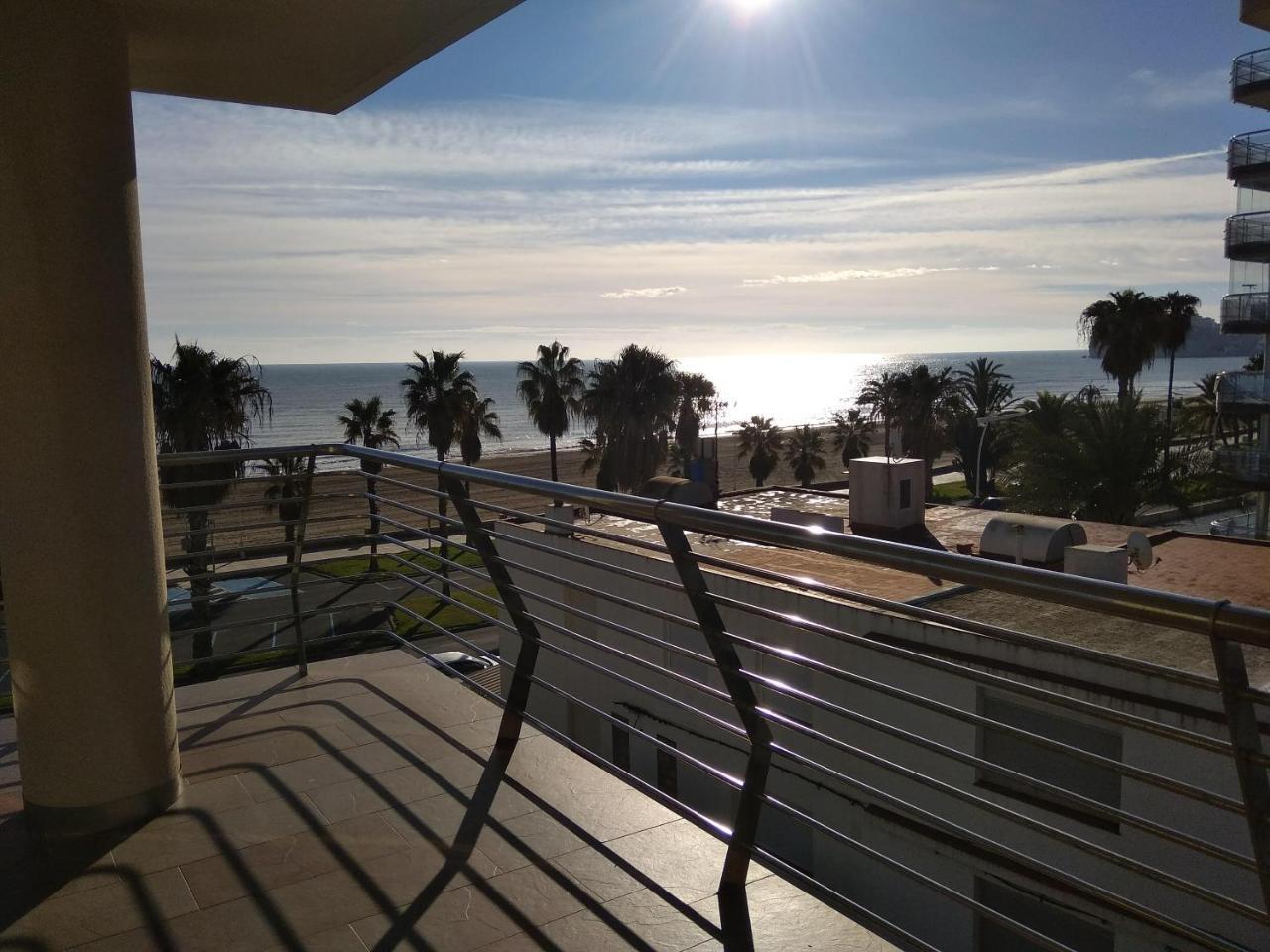 Apartamentos Deluxe Playa Norte Peñíscola Buitenkant foto