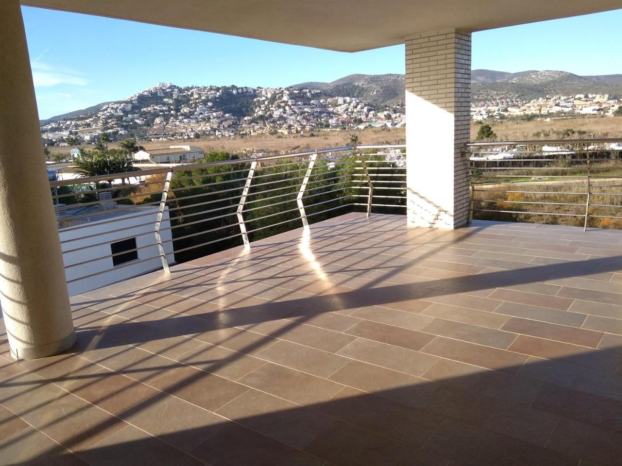 Apartamentos Deluxe Playa Norte Peñíscola Buitenkant foto